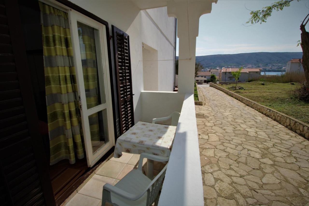 Apartments And Rooms With Parking Space Pag - 13060 พาก ภายนอก รูปภาพ