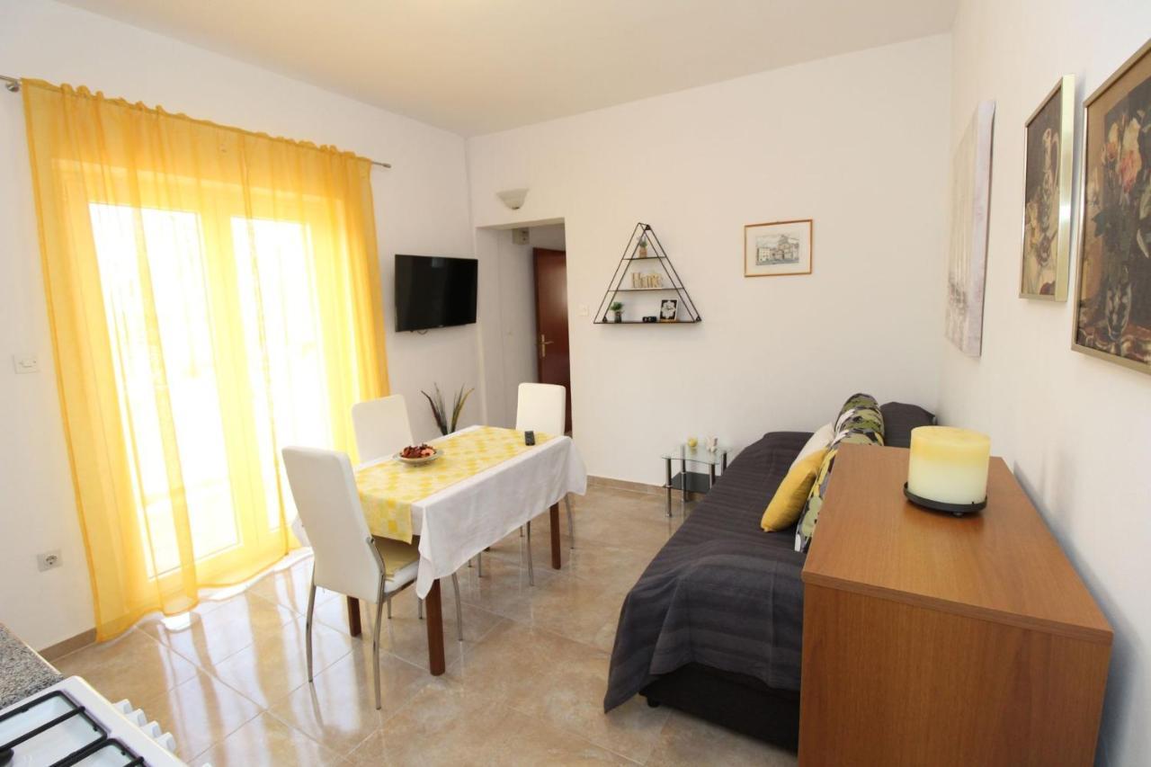 Apartments And Rooms With Parking Space Pag - 13060 พาก ภายนอก รูปภาพ
